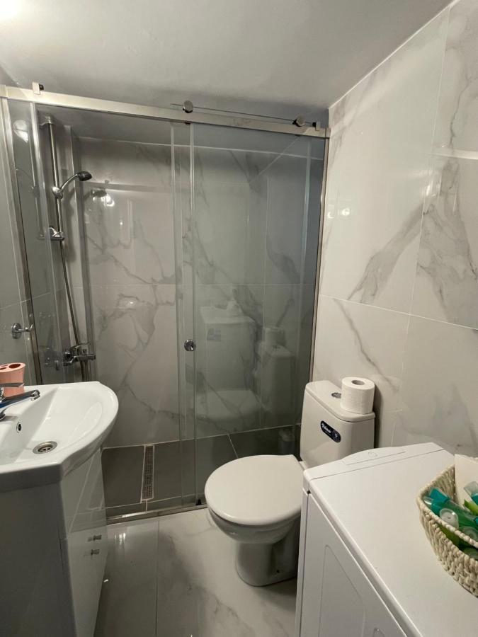 Cosy Apartment In Glyfada Center Афіни Екстер'єр фото