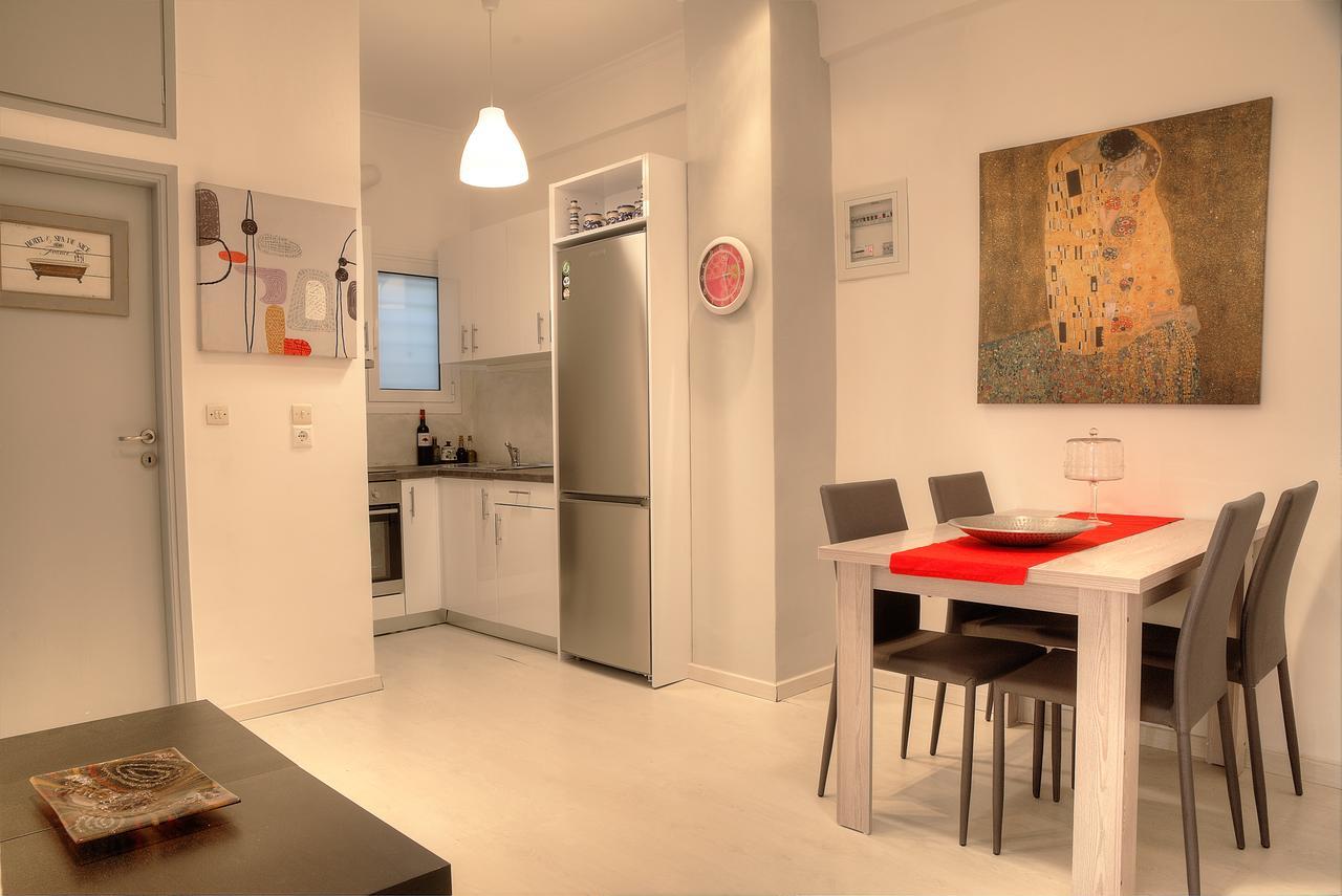 Cosy Apartment In Glyfada Center Афіни Екстер'єр фото
