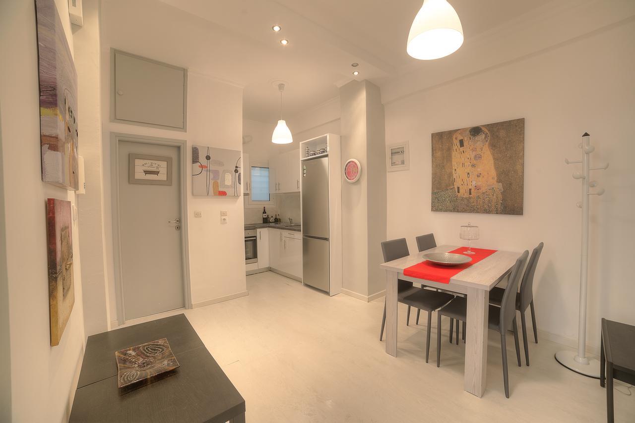 Cosy Apartment In Glyfada Center Афіни Екстер'єр фото